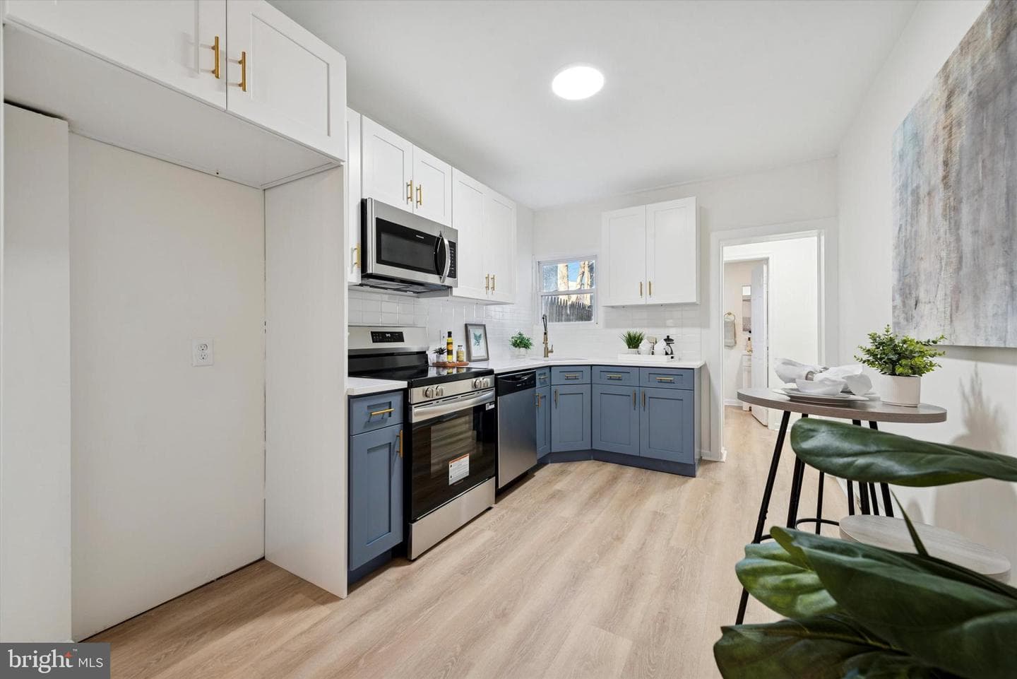 161 Jefferson Avenue photo 10
