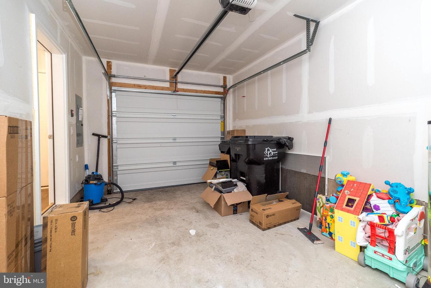 910 Magnolia Lane photo 44