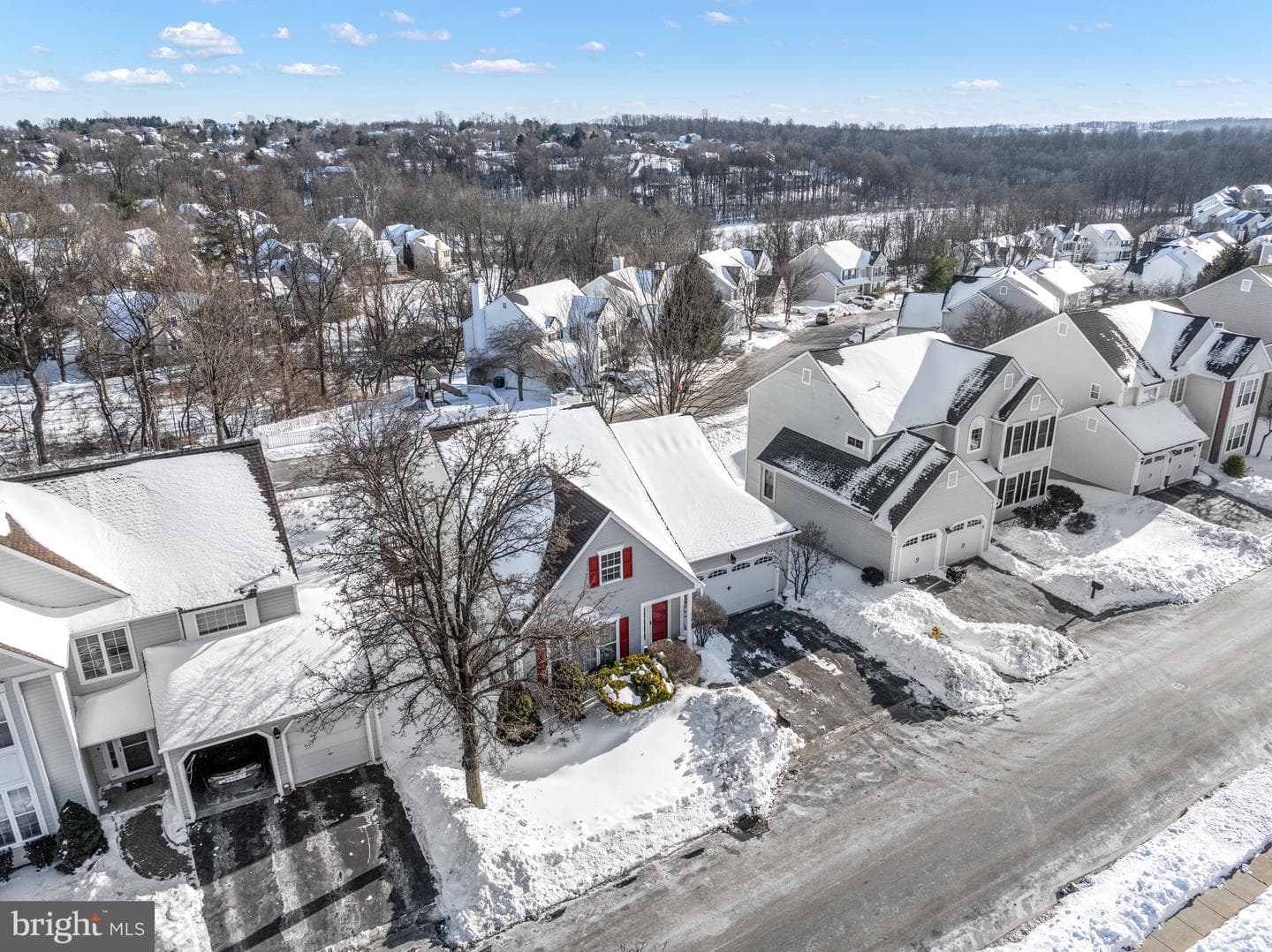 403 Carpenters Cove Lane photo 2