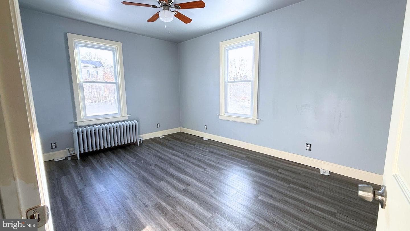 11 Newport Avenue photo 16