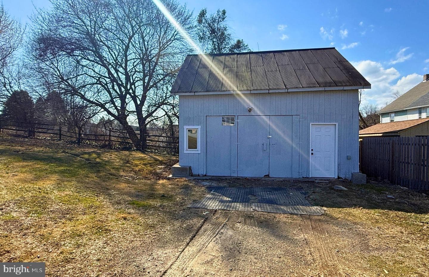 11 Newport Avenue photo 24