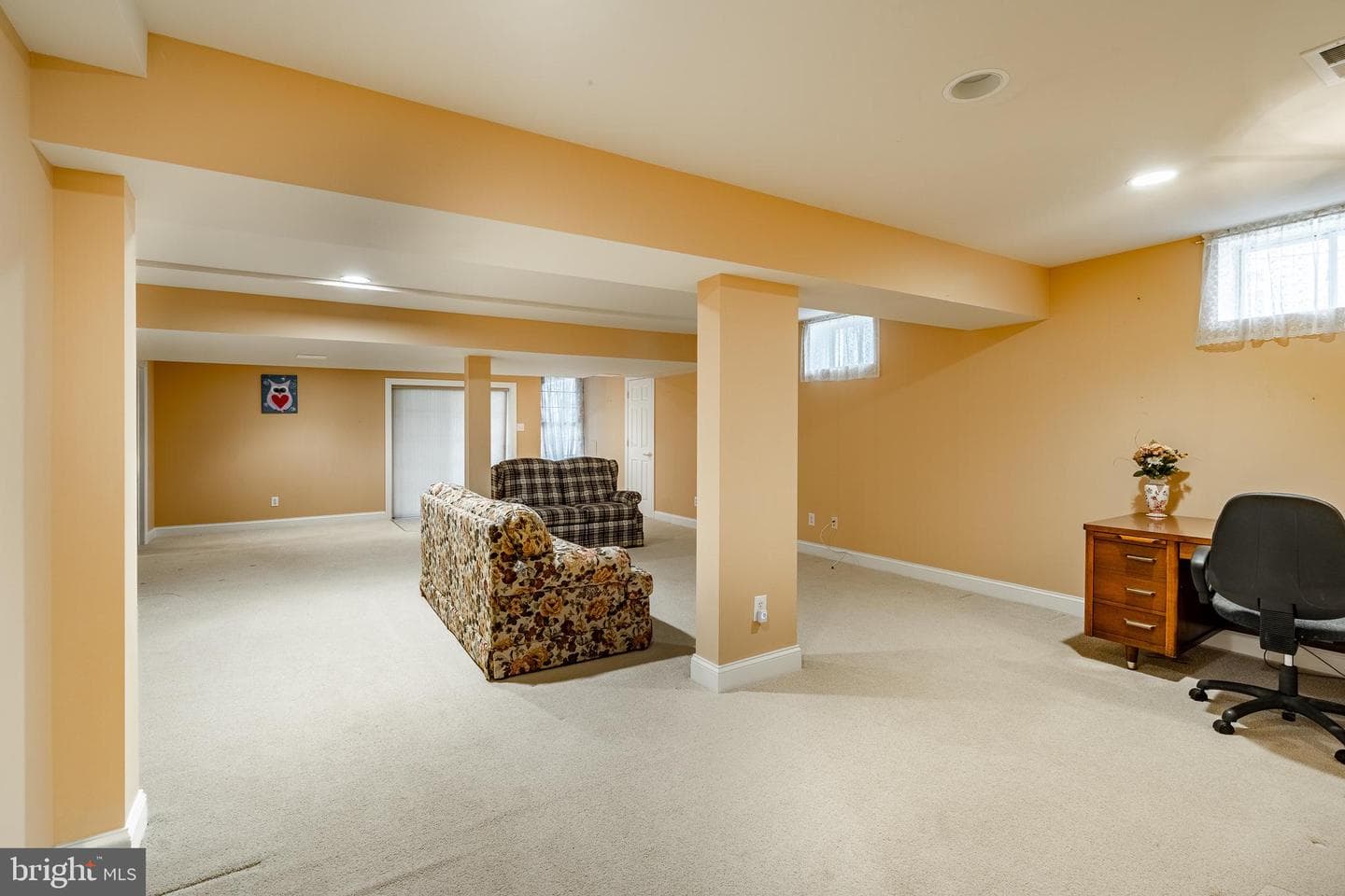 121 Augusta Drive photo 32