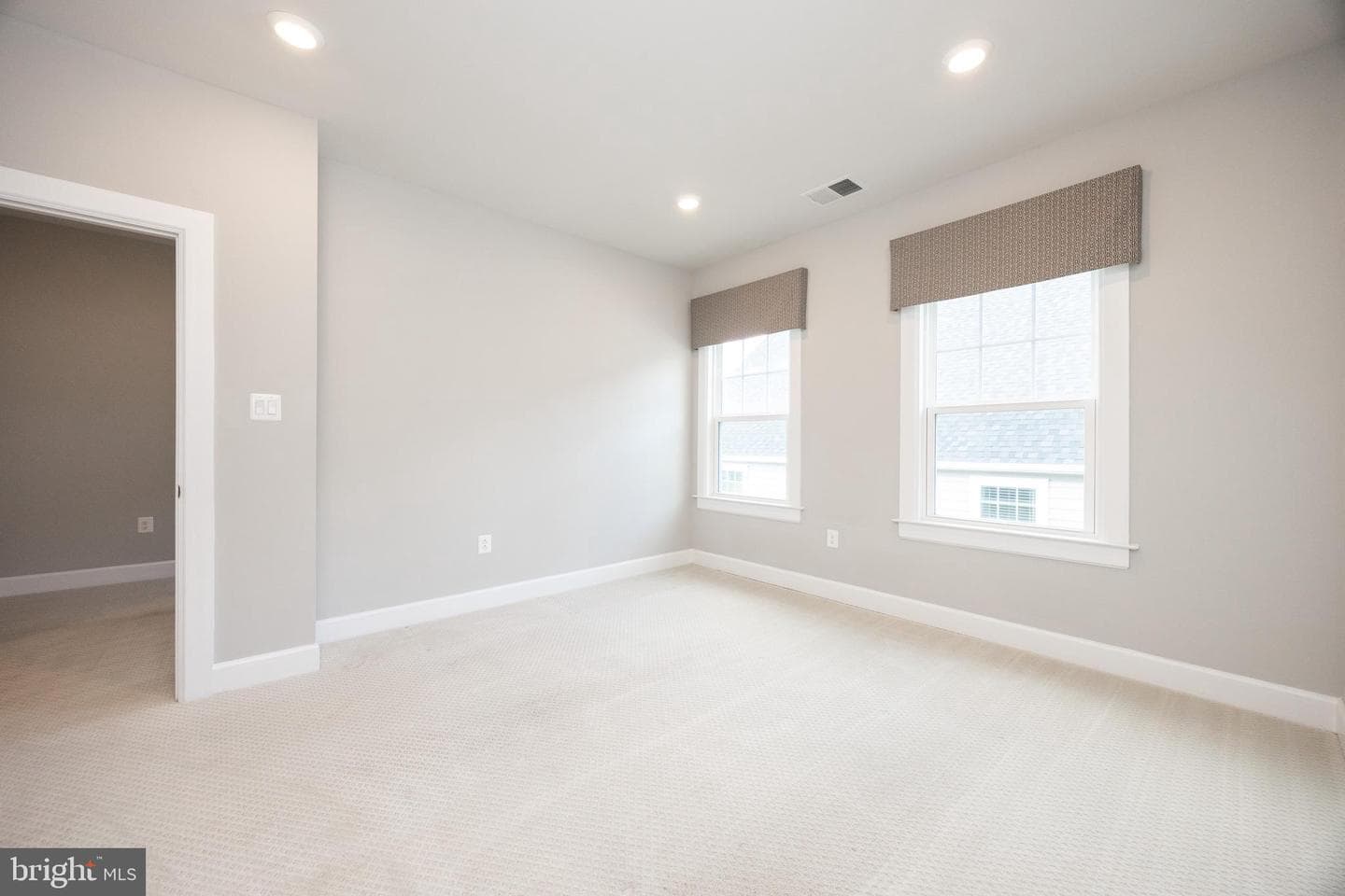 1147 Sculthorpe Drive photo 27