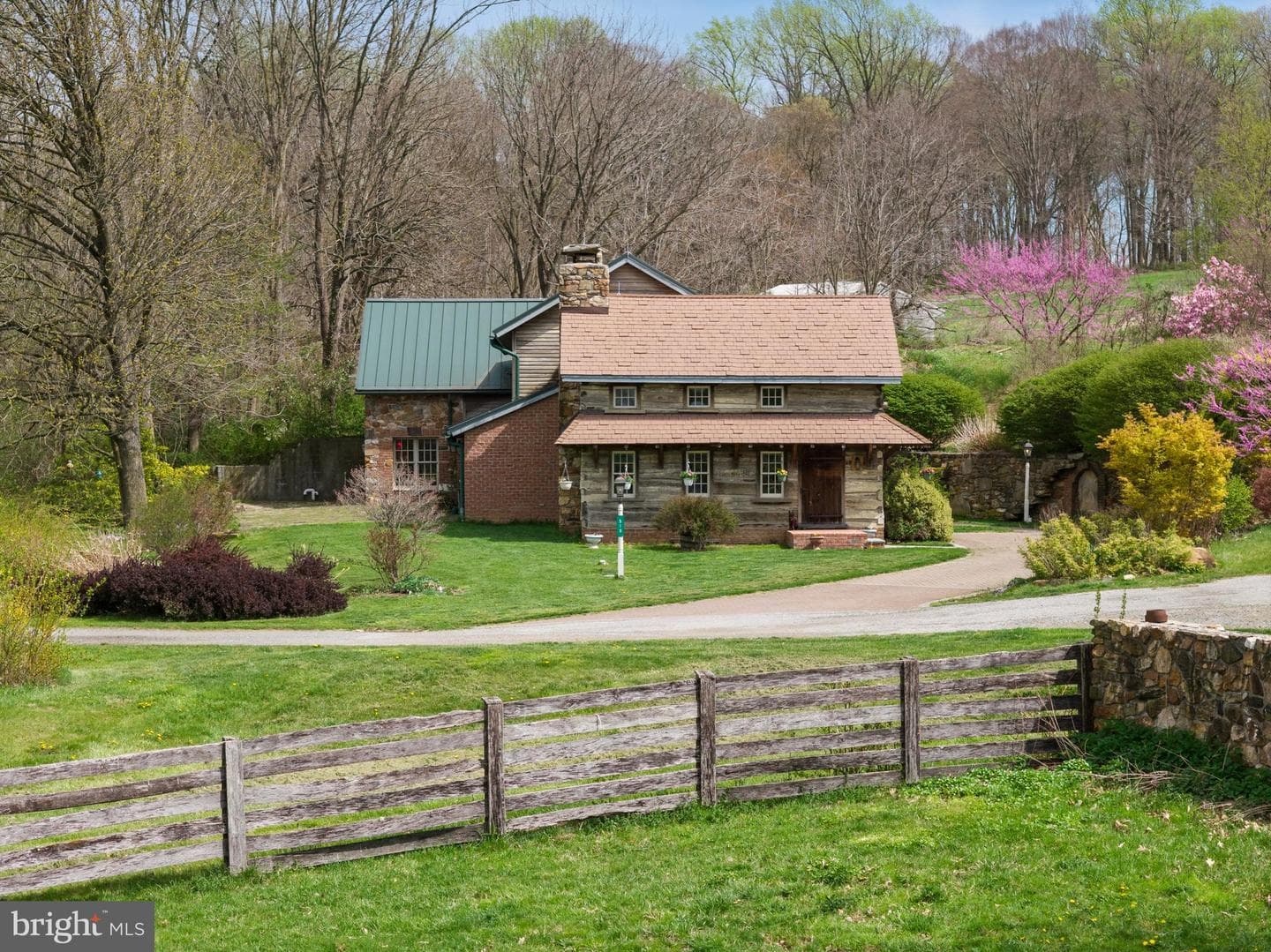 500 Bartram Road photo 8