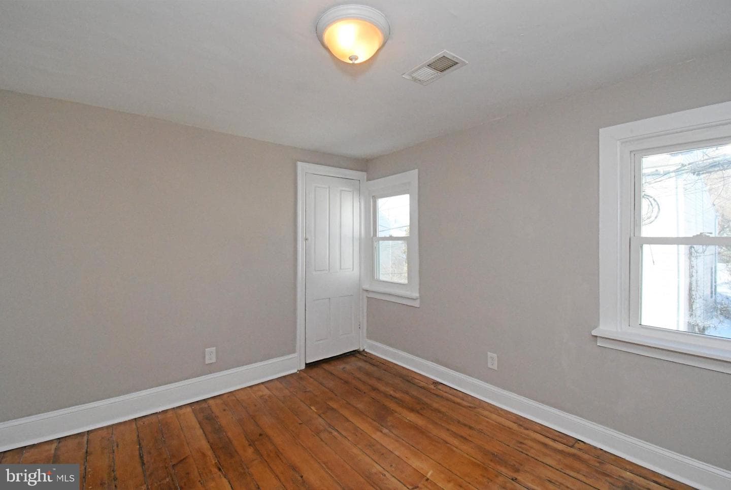 220 Saint Marys Street photo 19