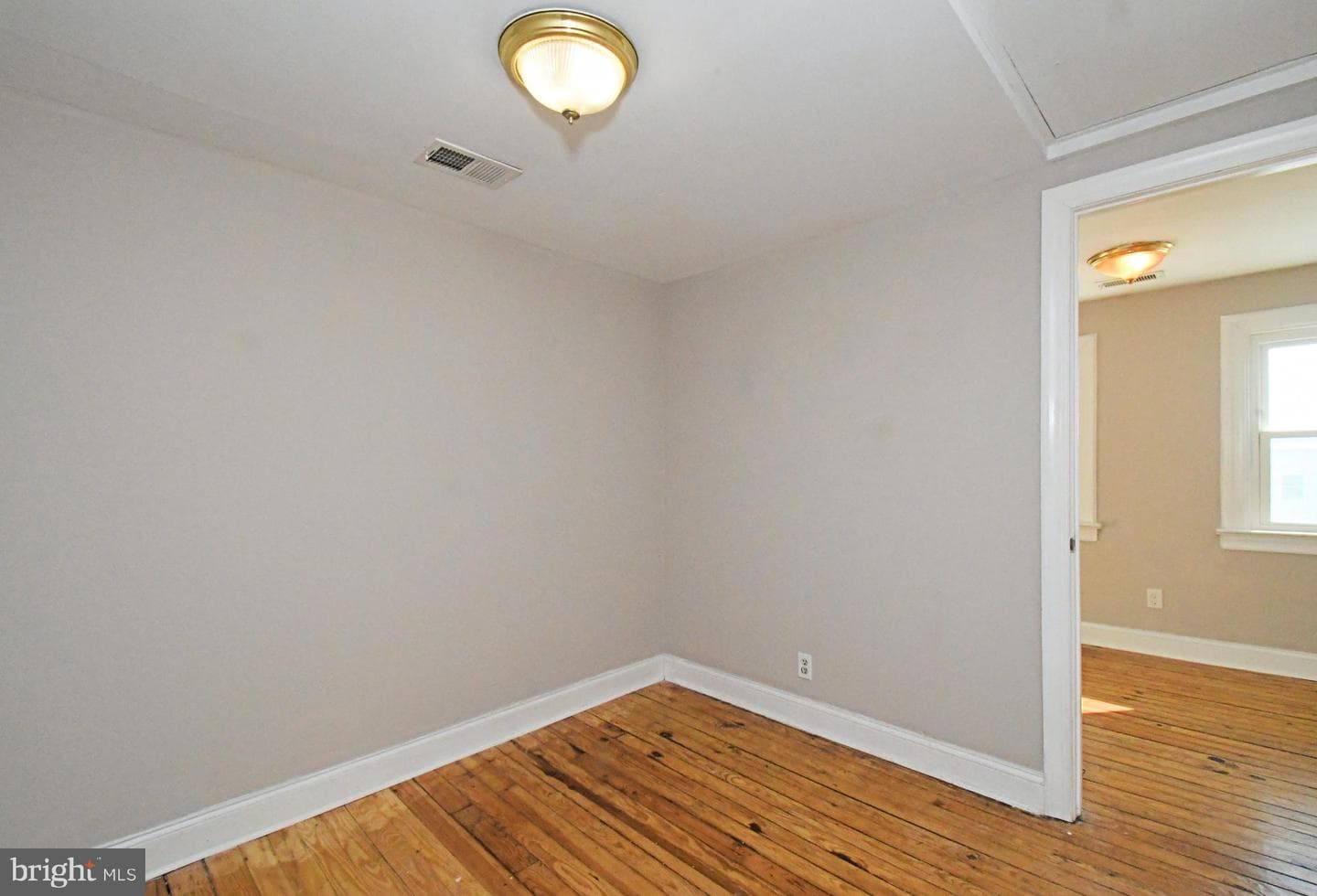 220 Saint Marys Street photo 24