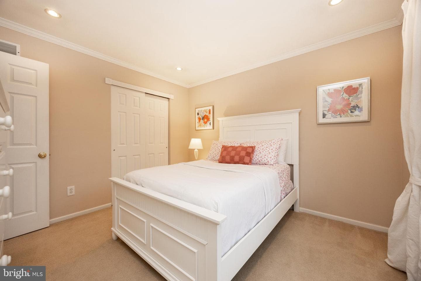 891 Winding River Lane photo 32