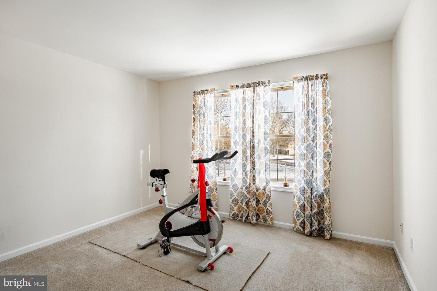 10 Walden Way photo 15
