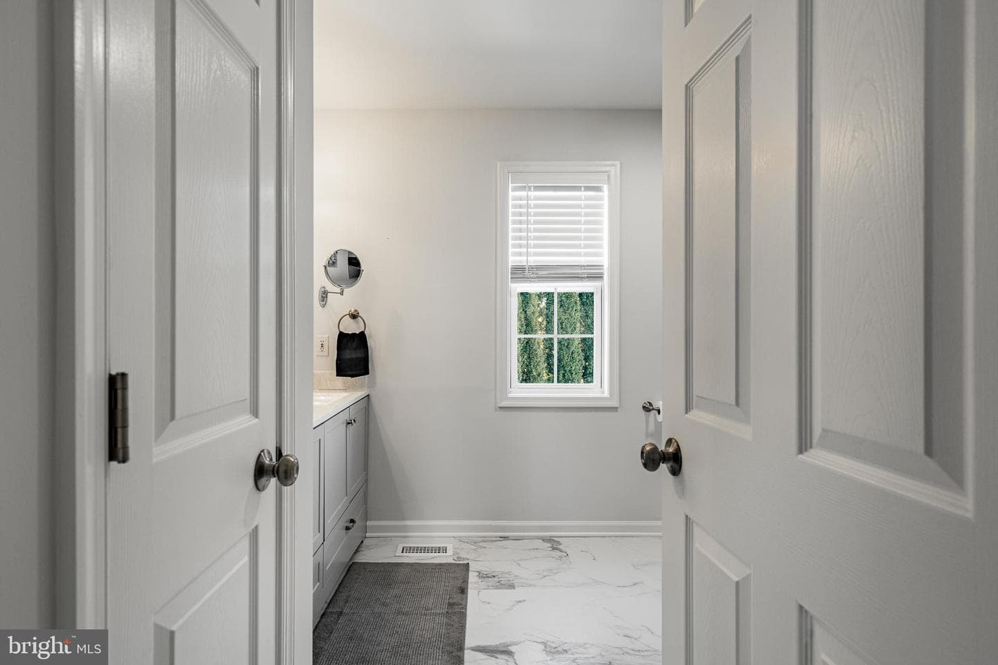 10 Walden Way photo 20