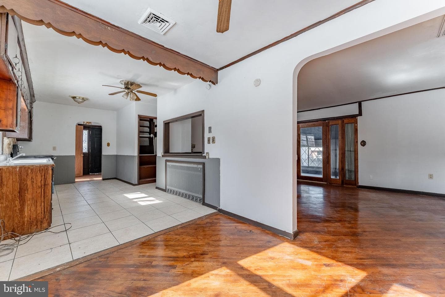 390 Mary St photo 21