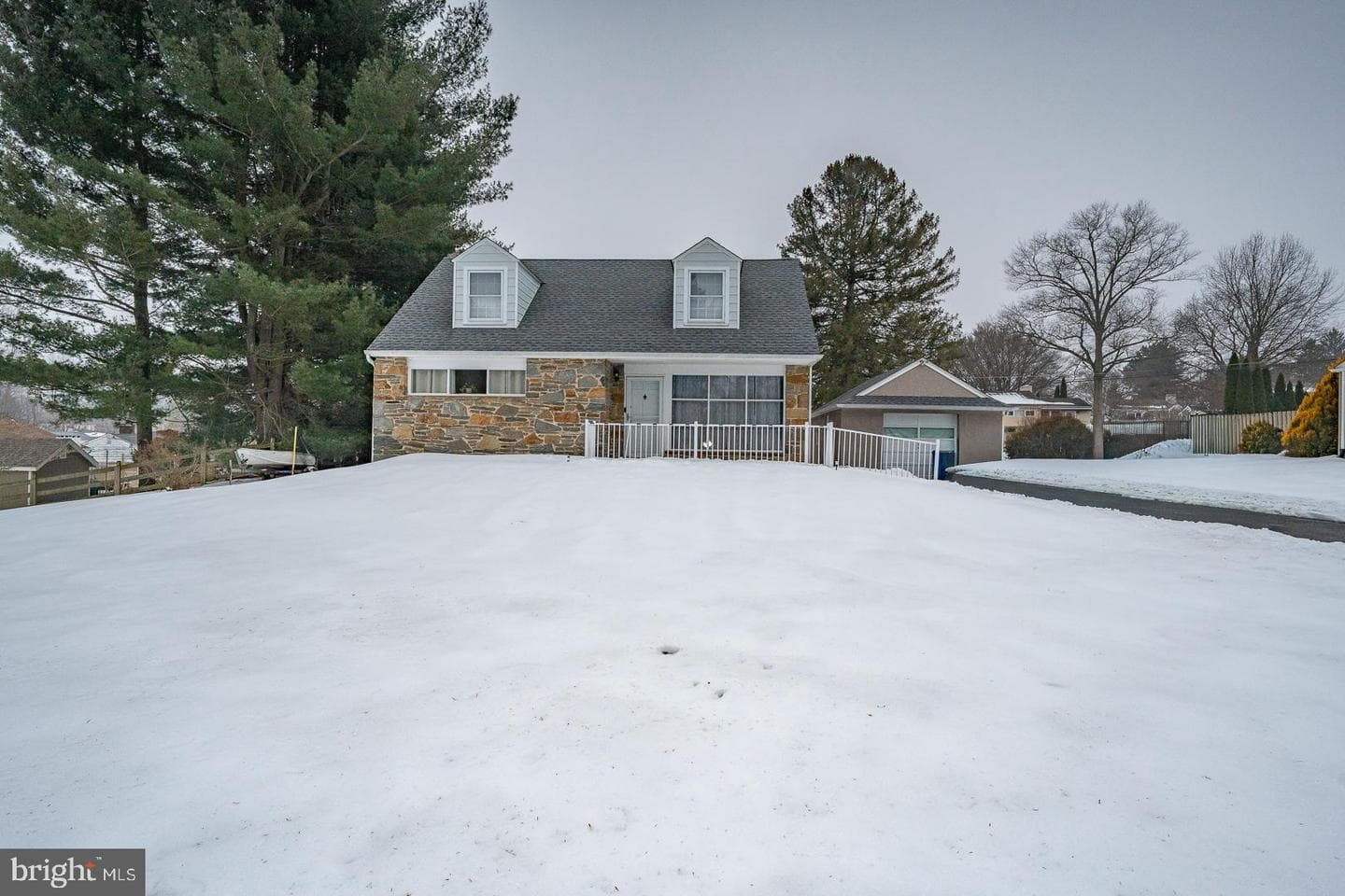 108 Broadway Avenue photo 2
