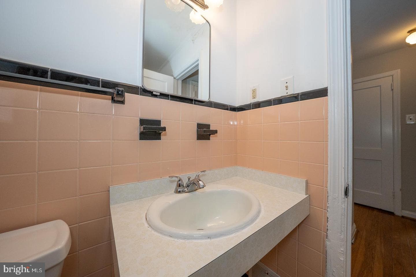 108 Broadway Avenue photo 23