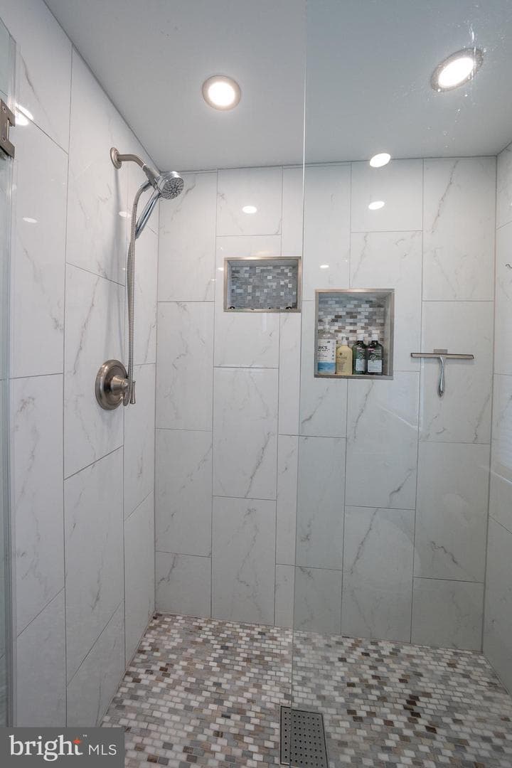 108 Broadway Avenue photo 33