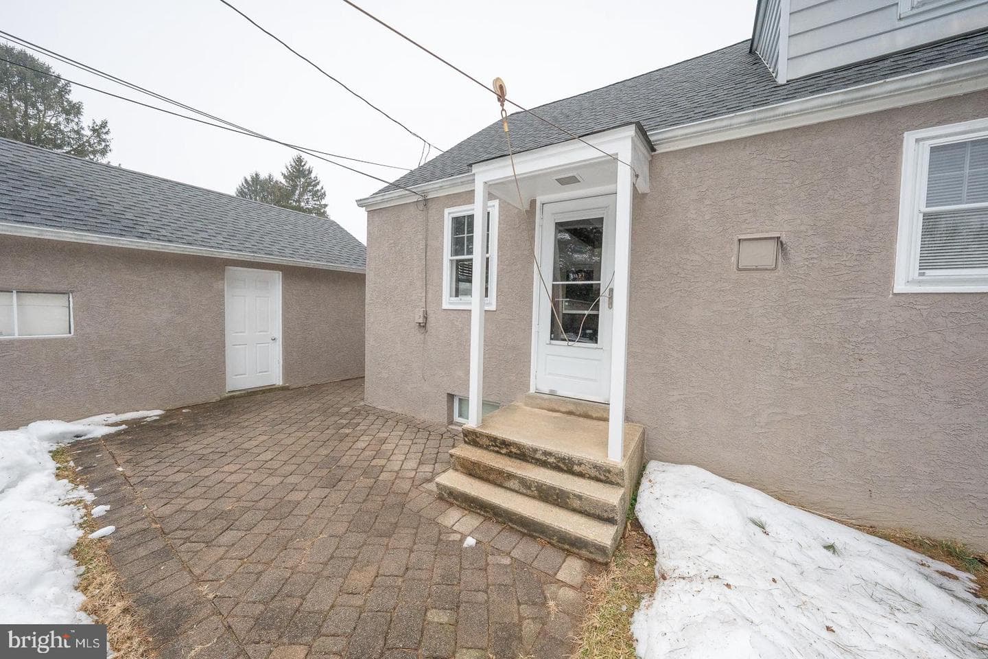108 Broadway Avenue photo 40