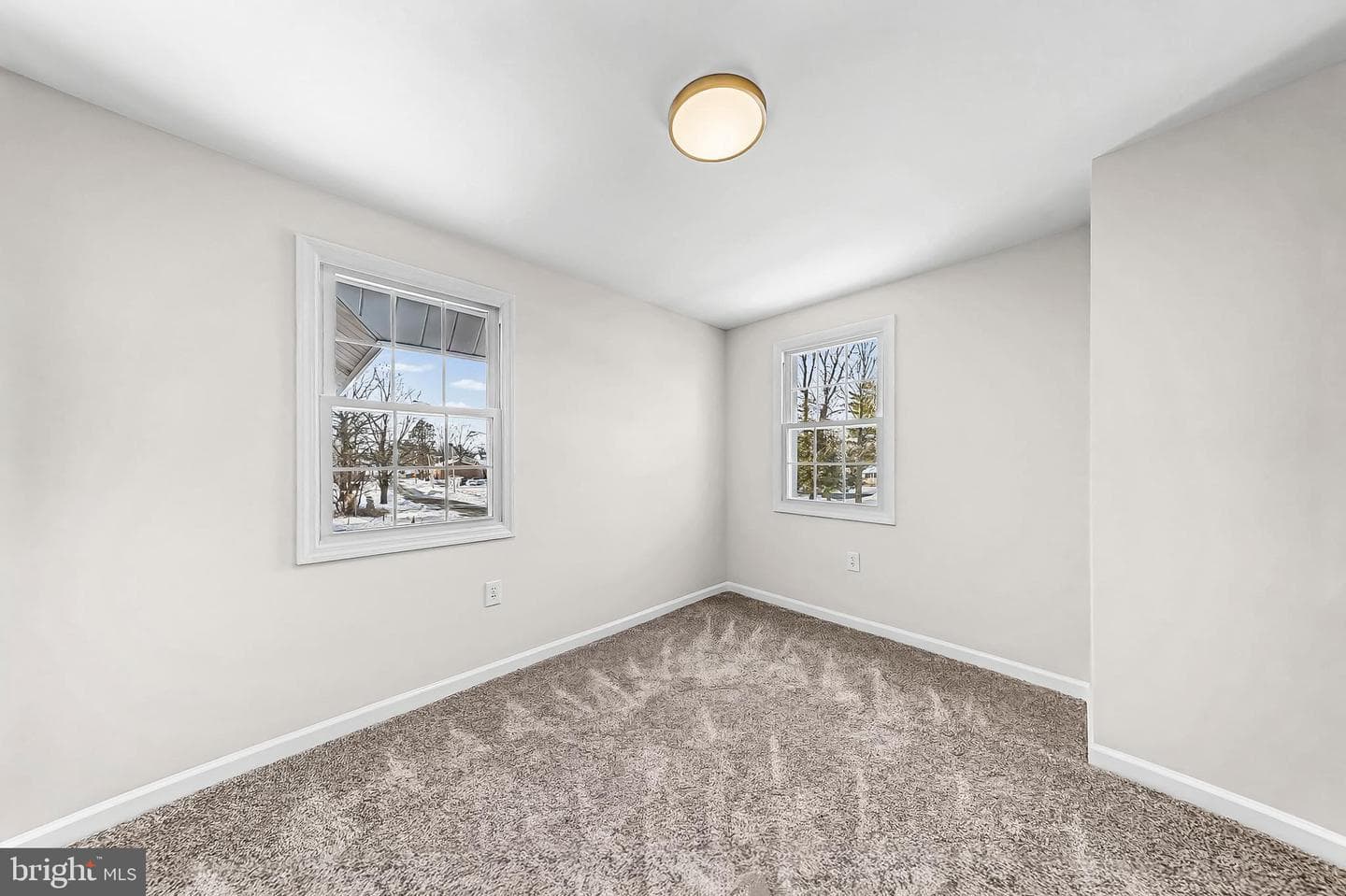 232 S 5th Street photo 18