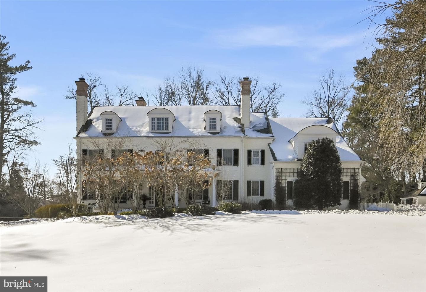 518 Newtown Road photo 3