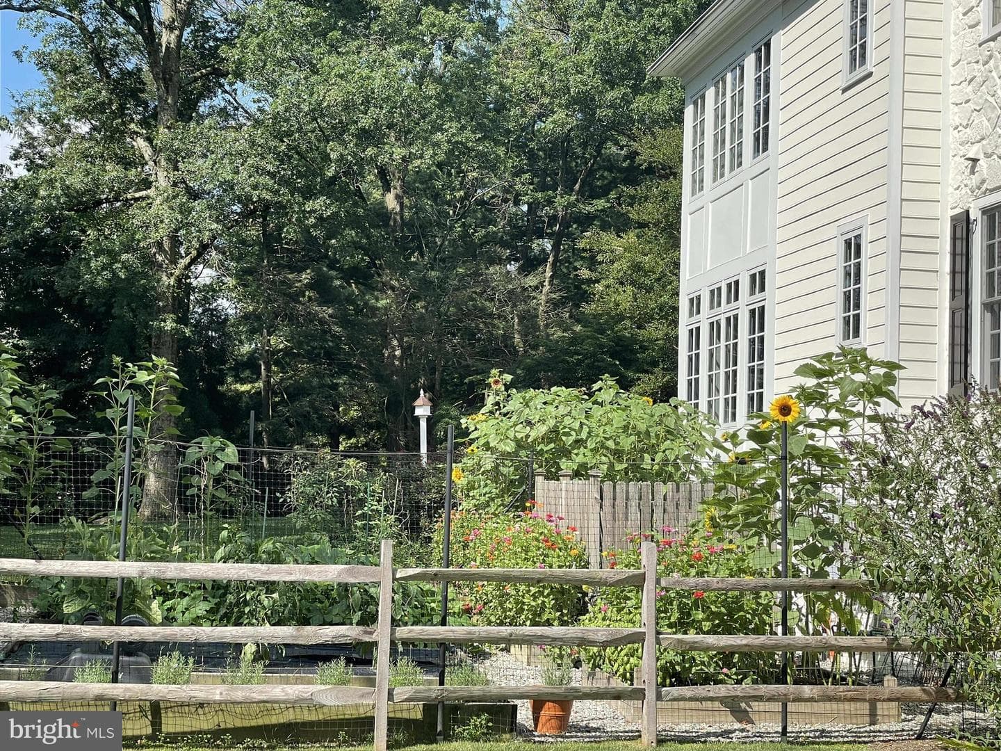 518 Newtown Road photo 79