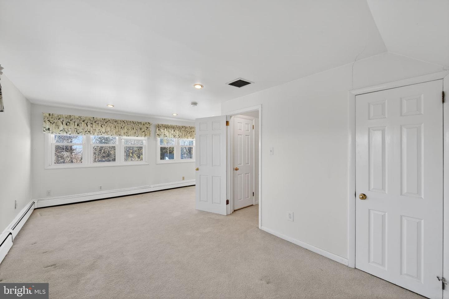 116 Spring Road photo 15