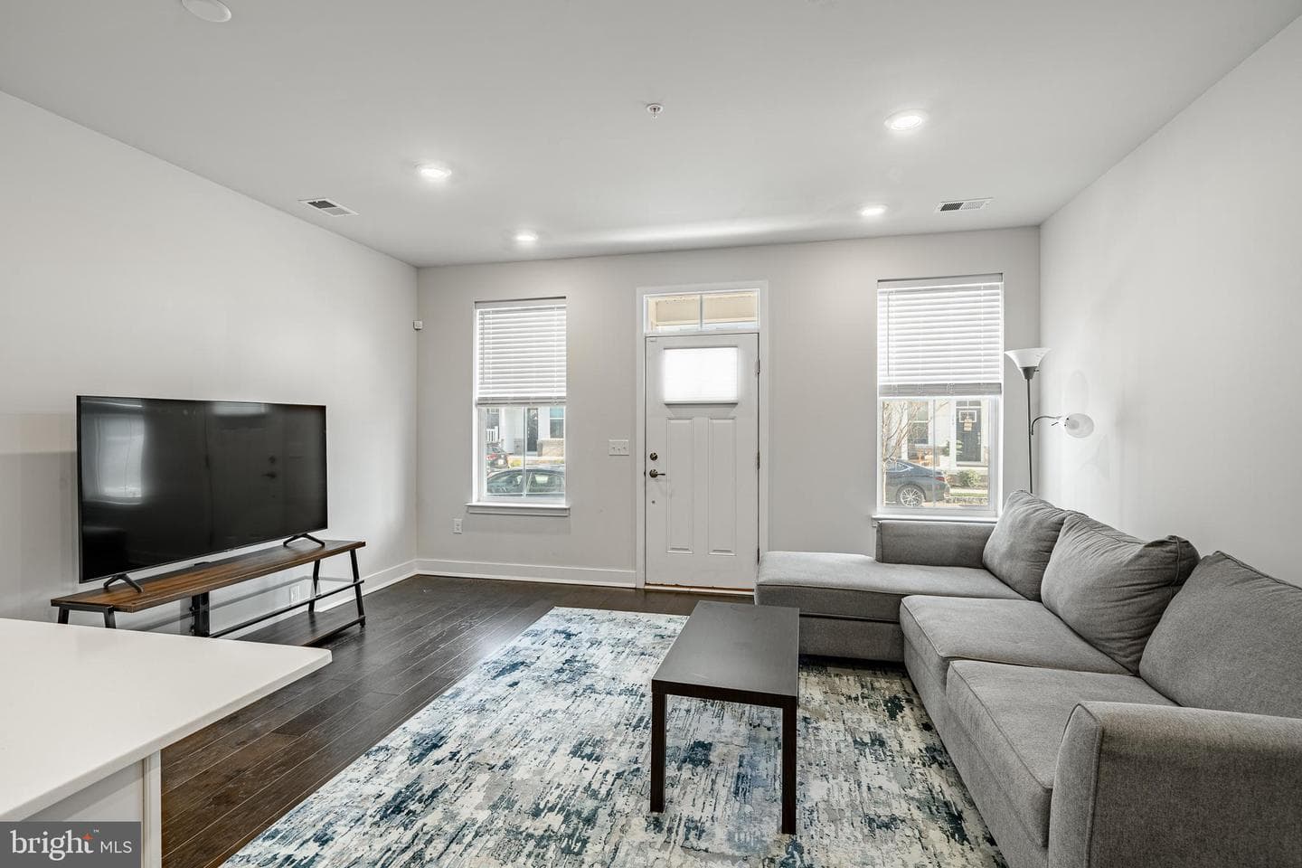 770 Ore Street photo 9