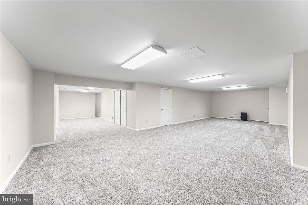 132 Huntingdon Court #1801 photo 19