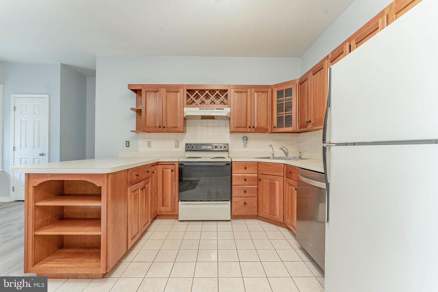 797 Tree Lane photo 92