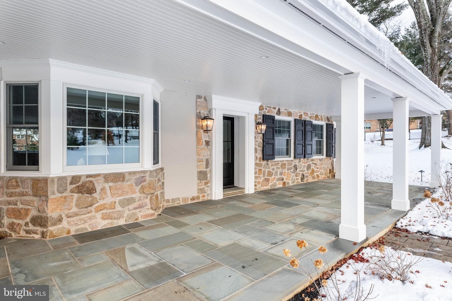 709 Newtown Road photo 2
