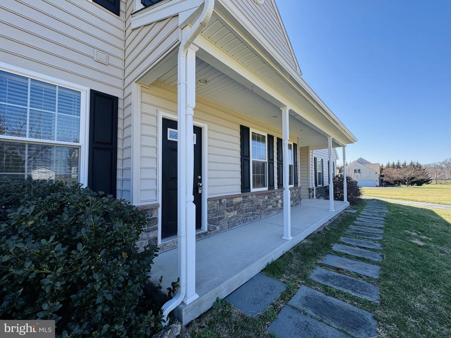 20 Lippitt Road photo 2