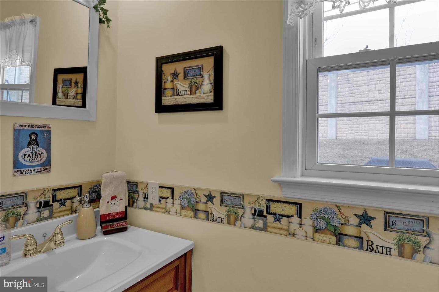 307 Kent Circle photo 14