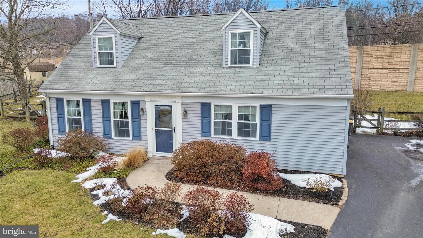 307 Kent Circle photo 25