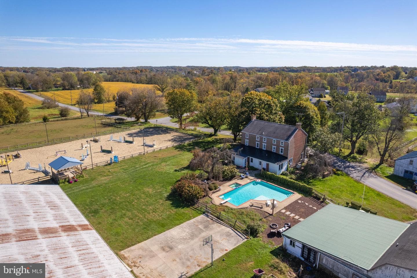 845 Waterway Road photo 16