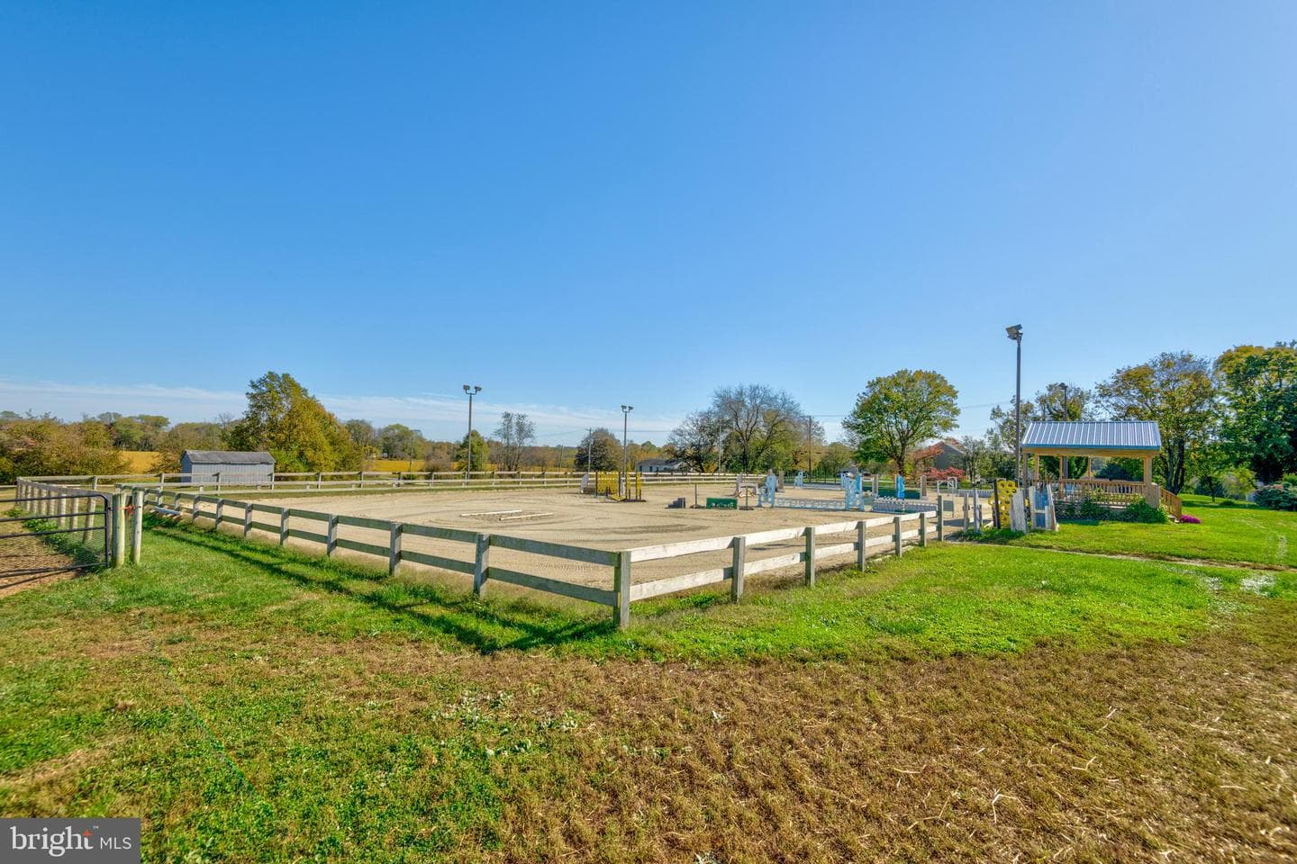 845 Waterway Road photo 34