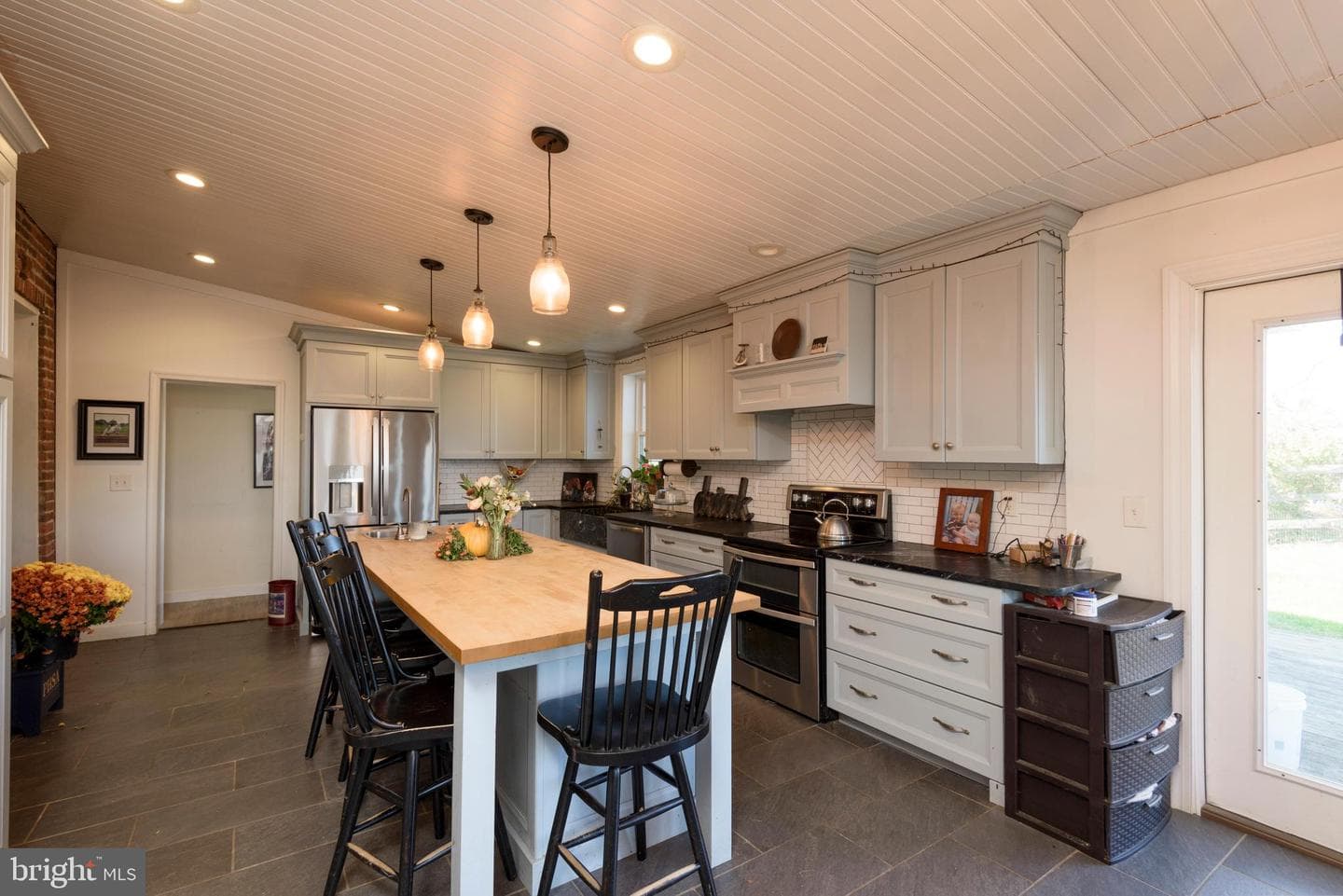 845 Waterway Road photo 61