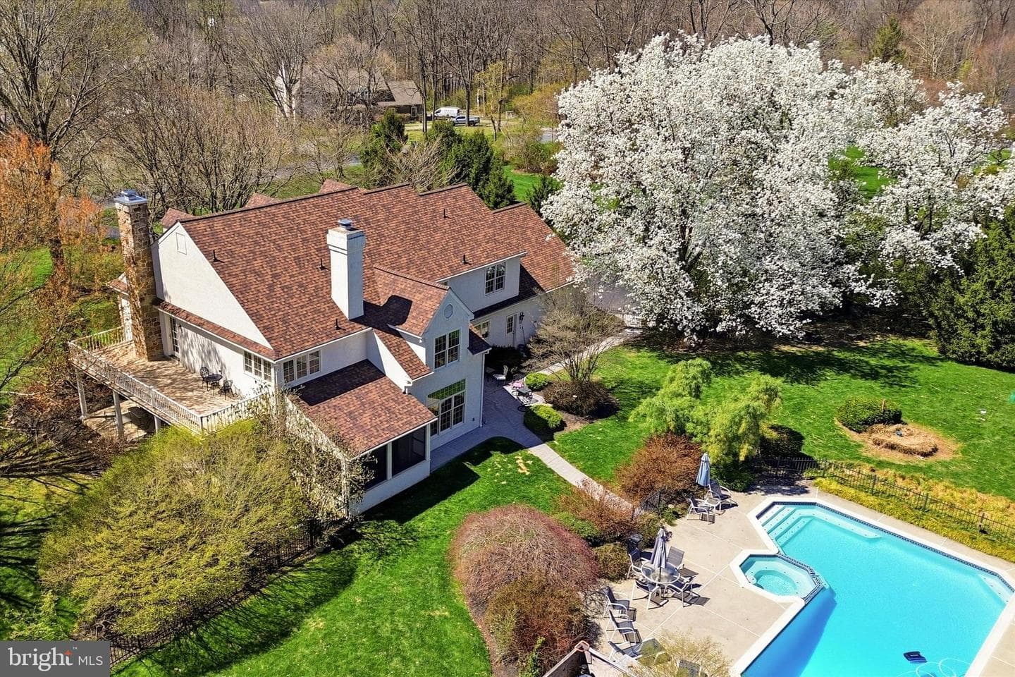 50 Howson Lane