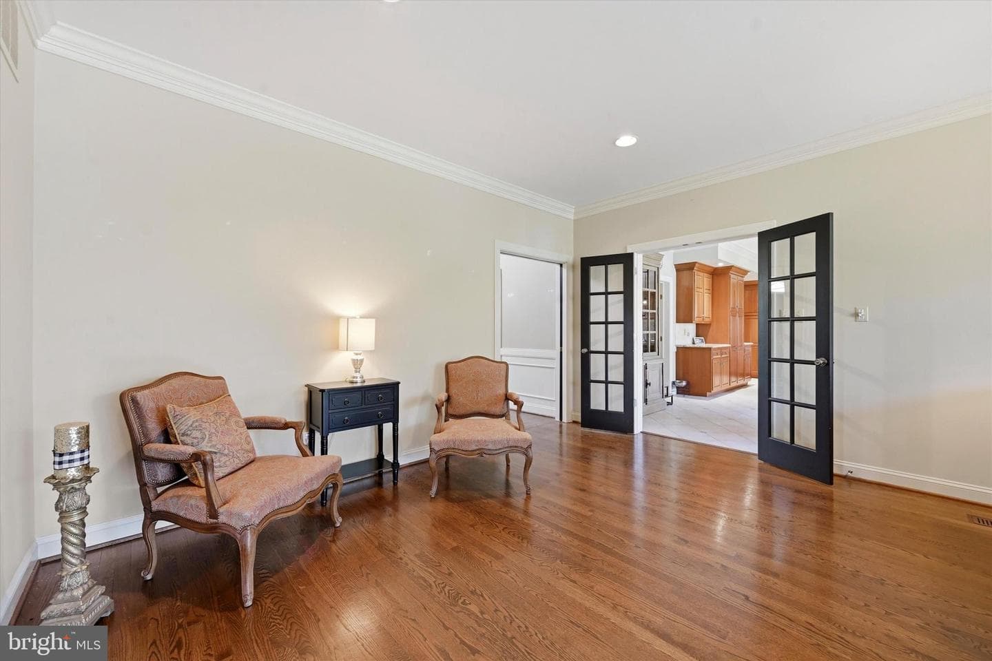50 Howson Lane photo 19