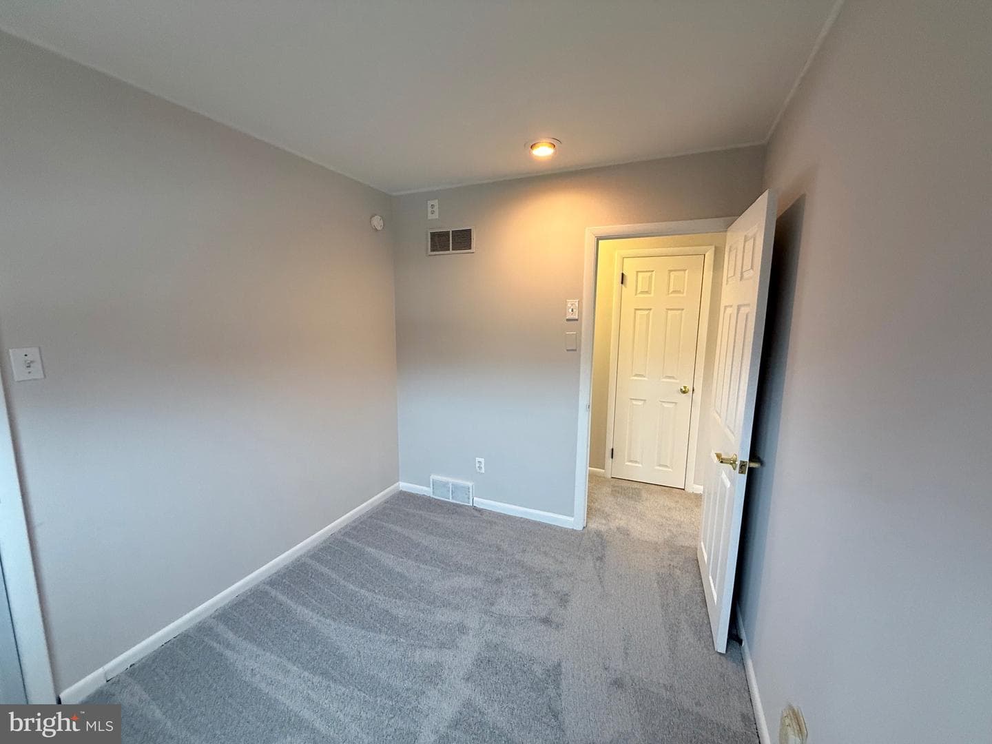 149 Lake Drive photo 16