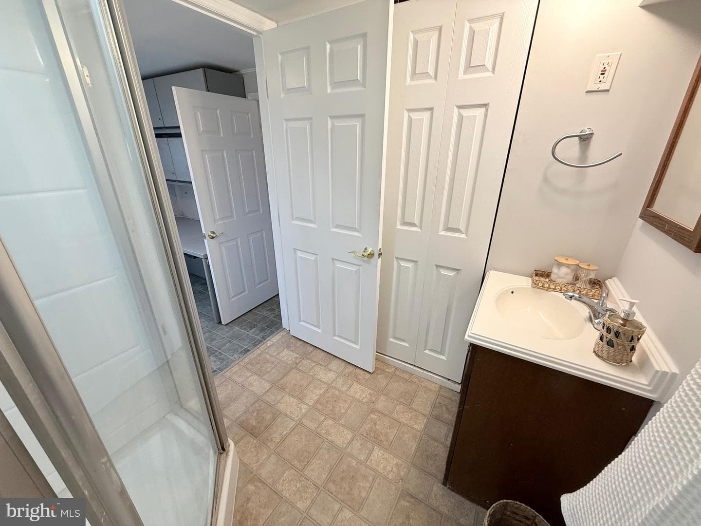 149 Lake Drive photo 25