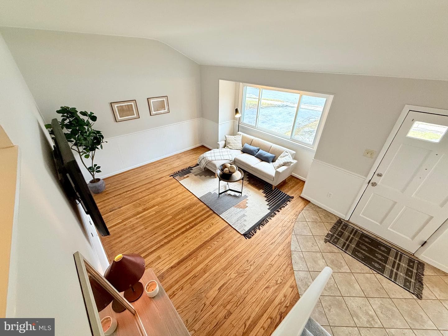 149 Lake Drive photo 4