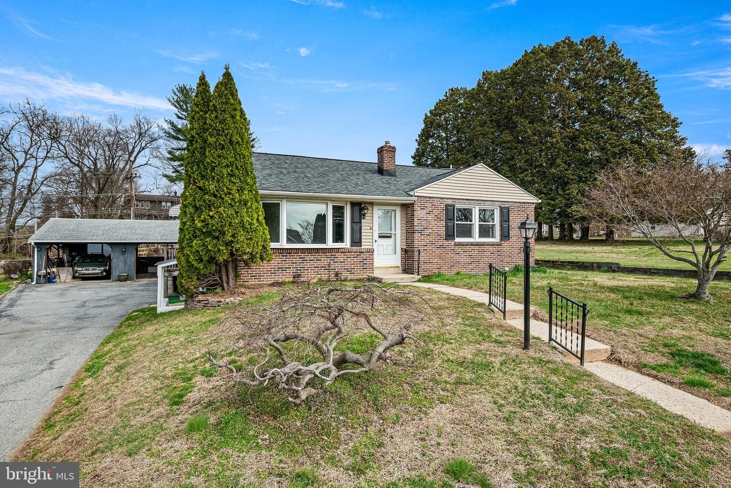 535 Kenview Avenue photo 2