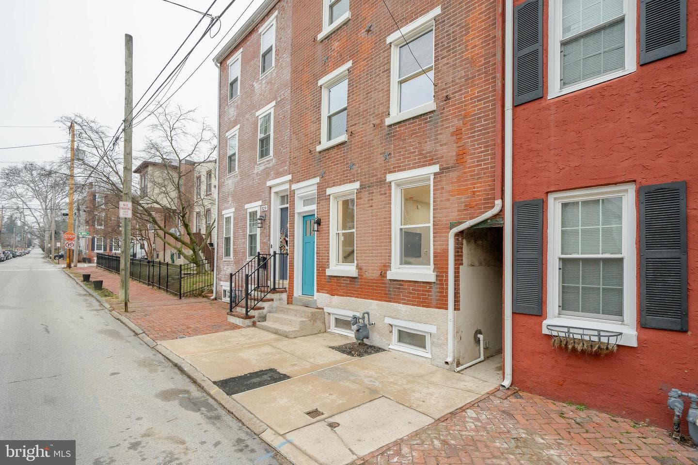327 N Darlington Street photo 40