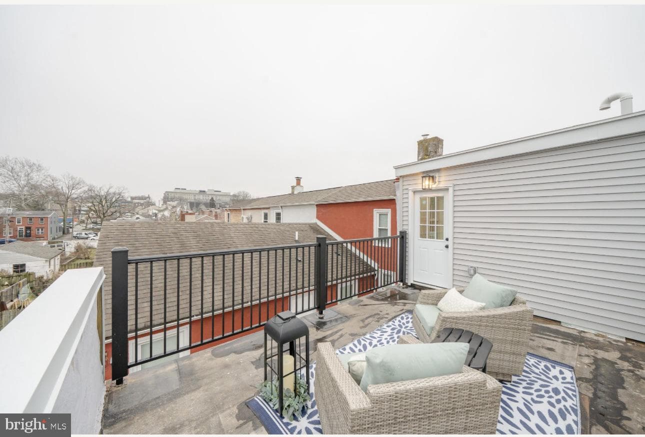 327 N Darlington Street photo 42