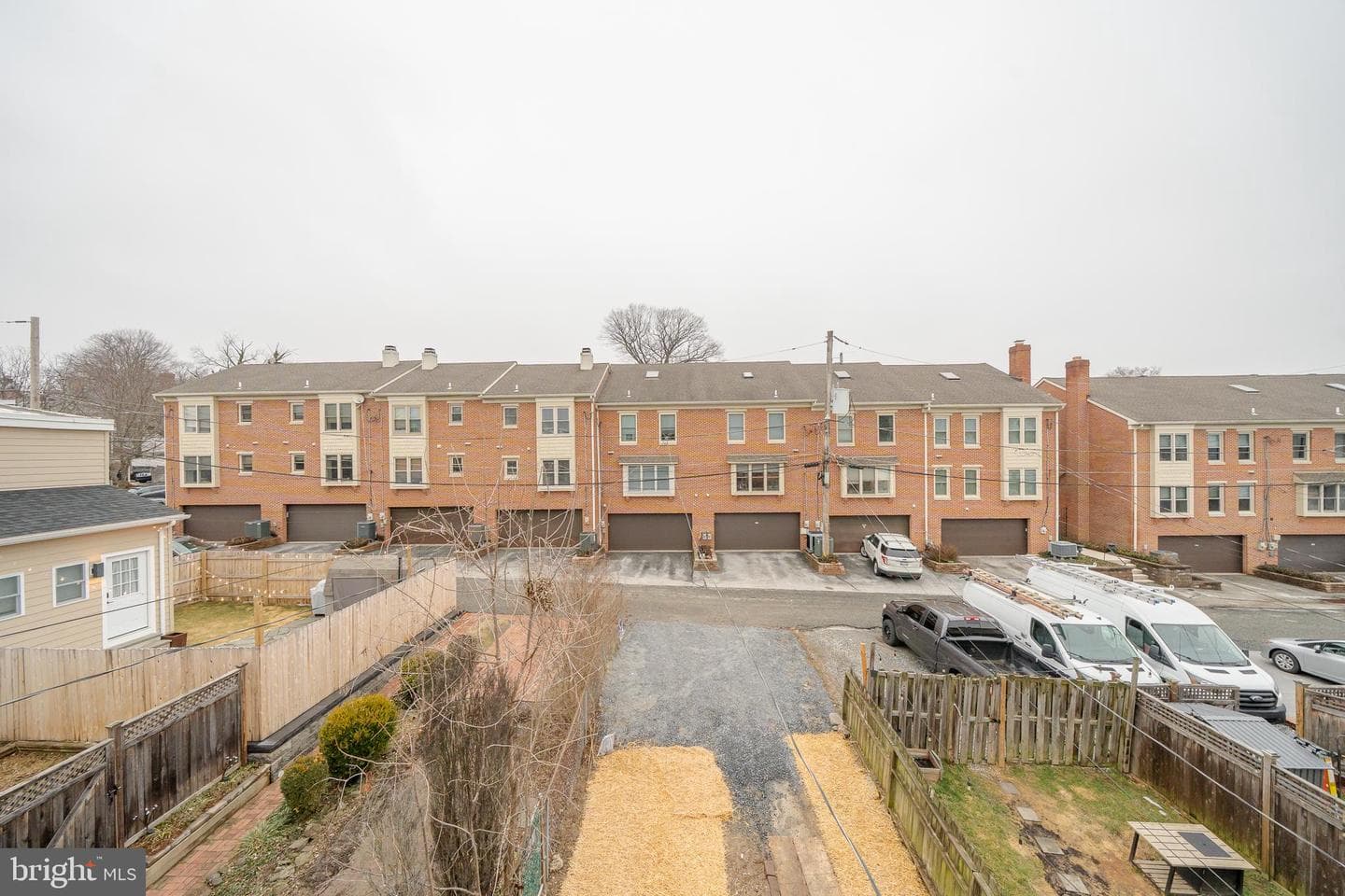 327 N Darlington Street photo 47