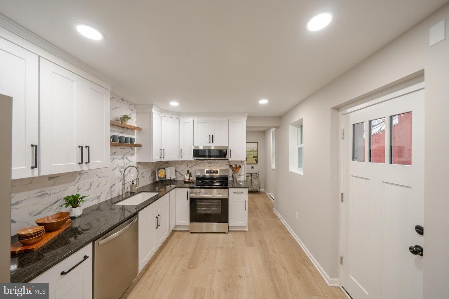 327 N Darlington Street photo 6