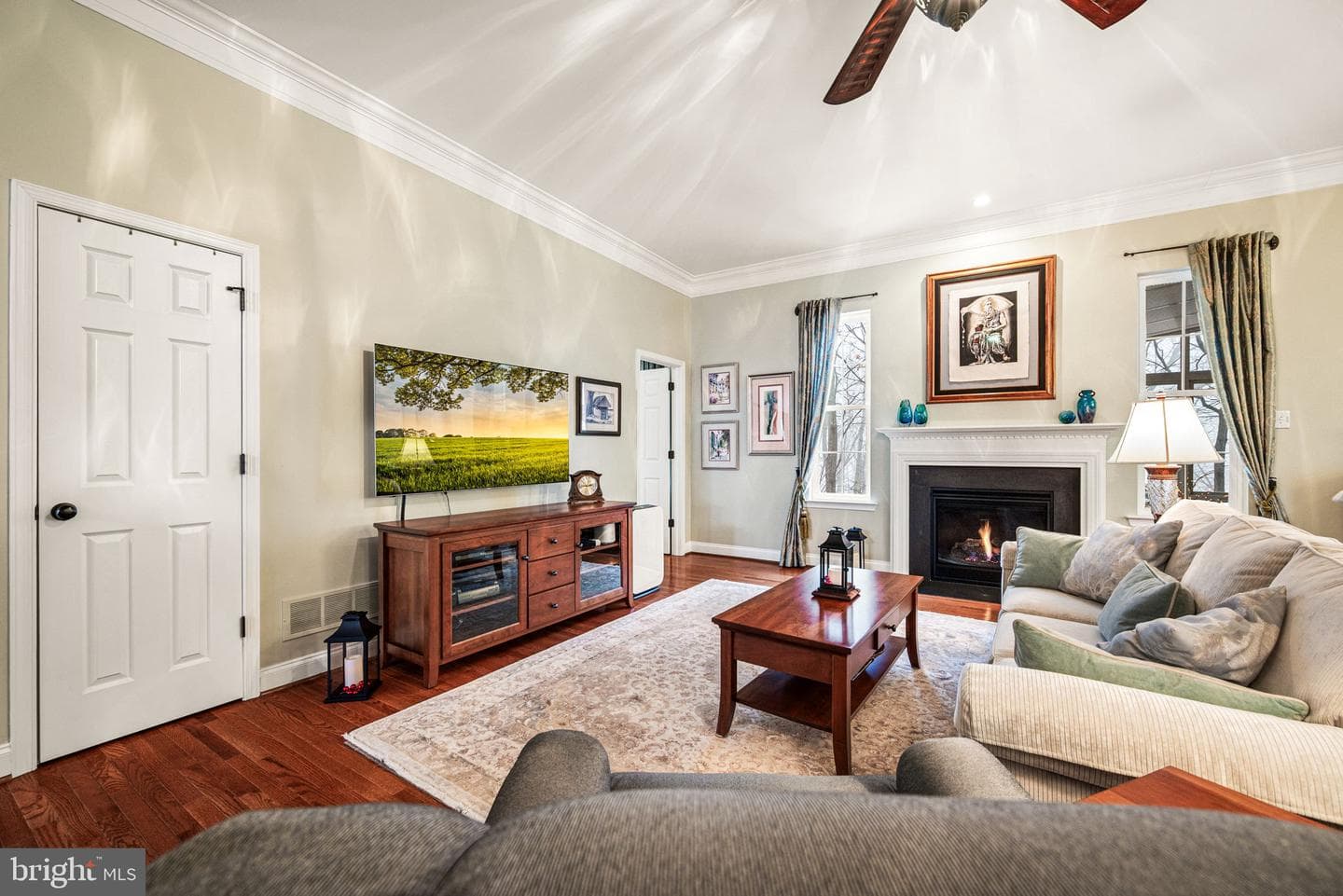 3341 Alydar Road photo 4