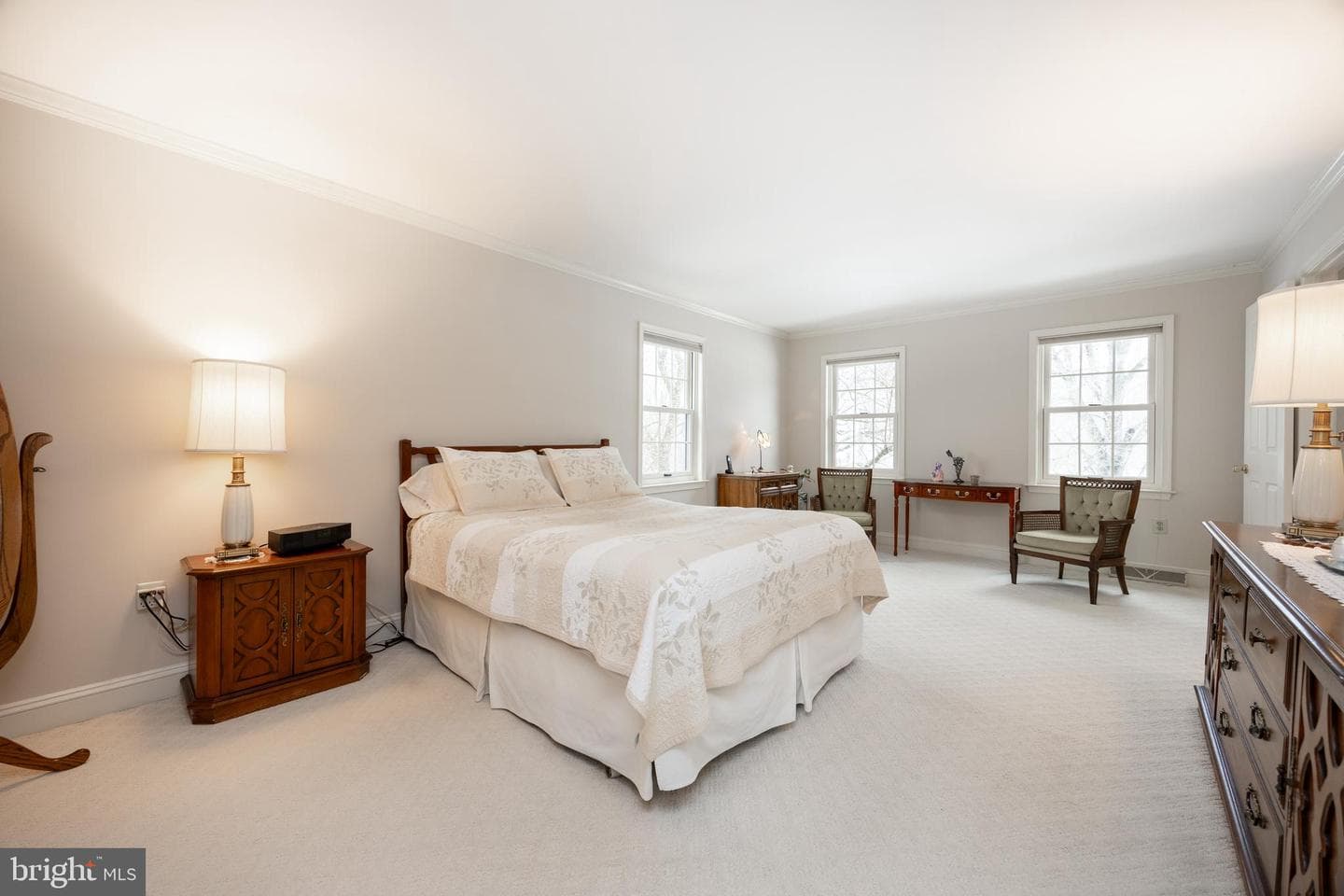 21 Lexington Manor photo 48