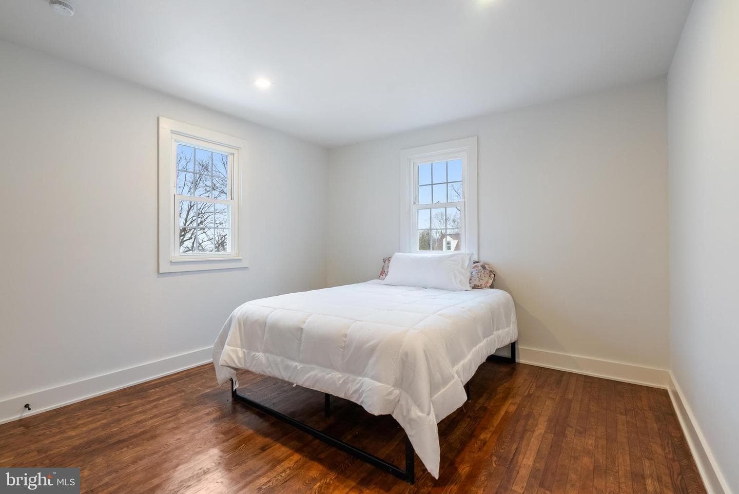 12 Longview Road photo 19
