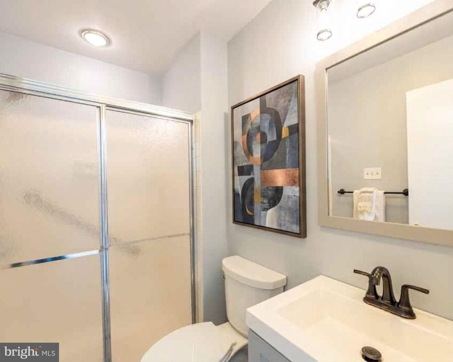 318 (B) Devon Lane #318b photo 19