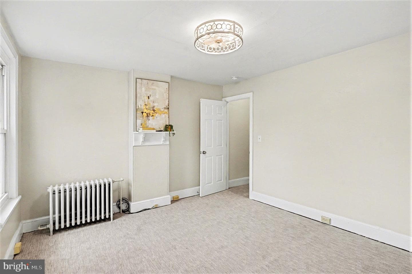 344 Grover Street photo 22
