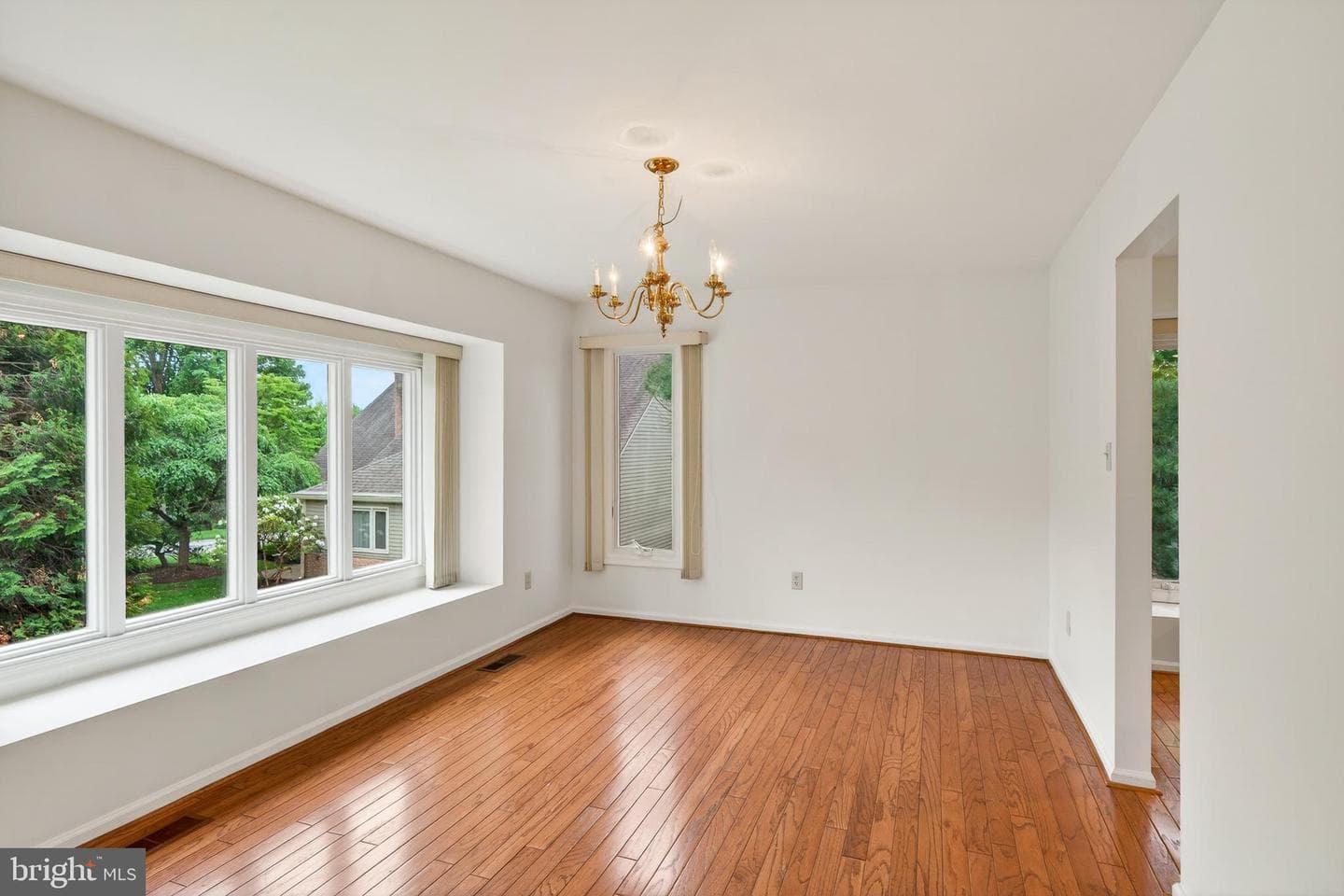 1110 Mews Lane photo 5