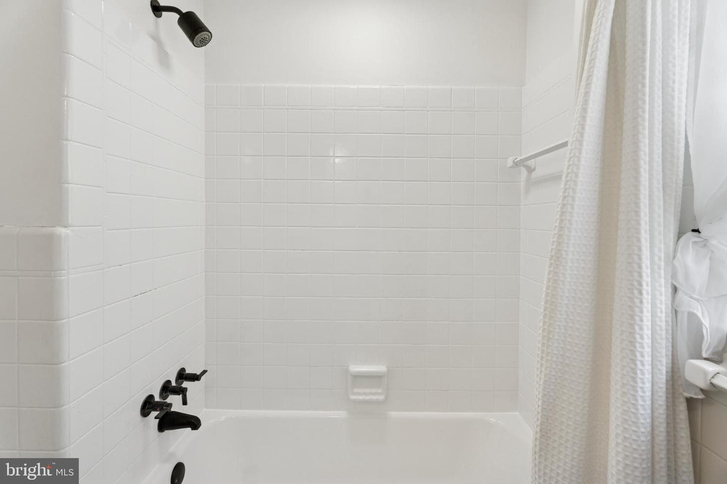 41 S Spring Lane photo 23