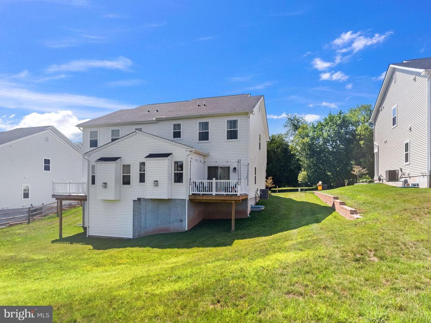 729 Hunsberger Road photo 36